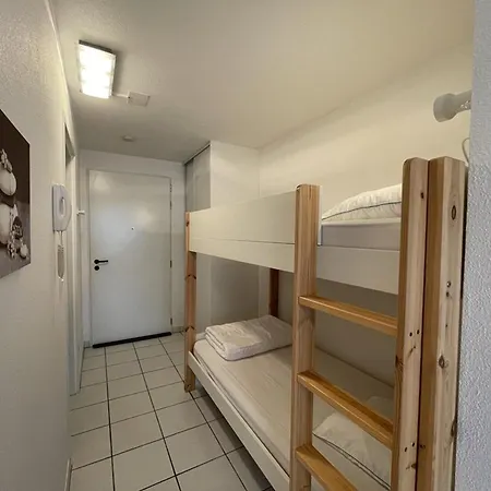 Confortable Avec Balcon Et Parking A Vieux-boucau - Fr-1-379-175 * Вьё-Боко-ле-Бен